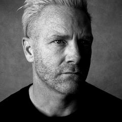 Iwan Thomas